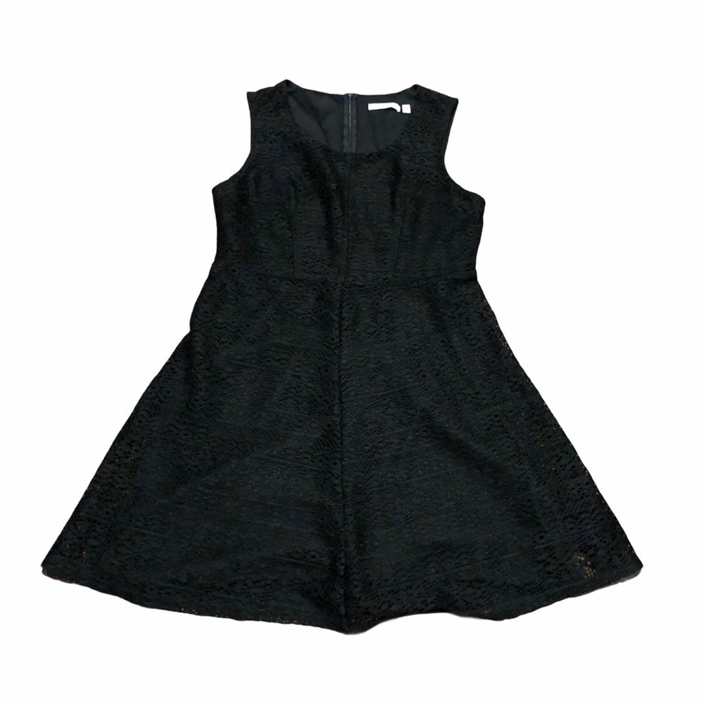 Notations crochet black sleeveless dress
